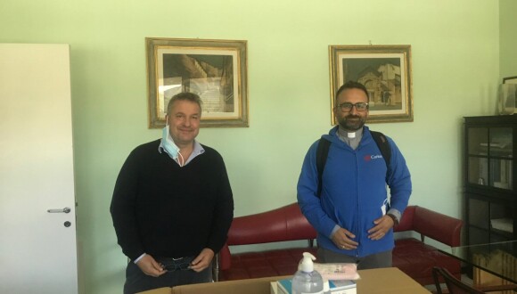 Farma Service Centro Italia dona 1000 mascherine alla Caritas di Perugia-Città della Pieve